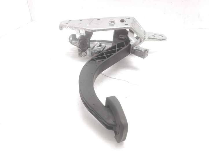 Opel Astra (2004 - 2009)  28870 Педаль сцепления