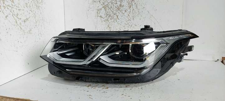 Volkswagen Tiguan (2020 - 2024)  5NB941081C Передняя фара