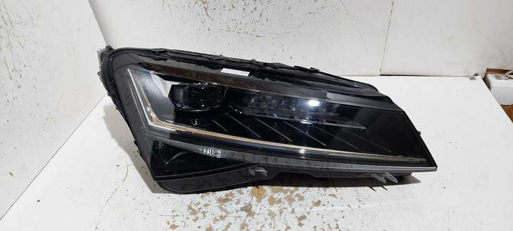 Skoda Superb B8 (3V) (2015 - 2023)  3V1941016D Передняя фара