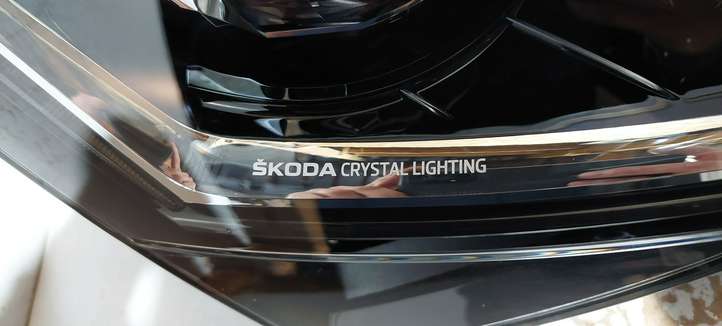 Skoda Superb B8 (3V) (2015 - 2023)  3V1941016D Передняя фара