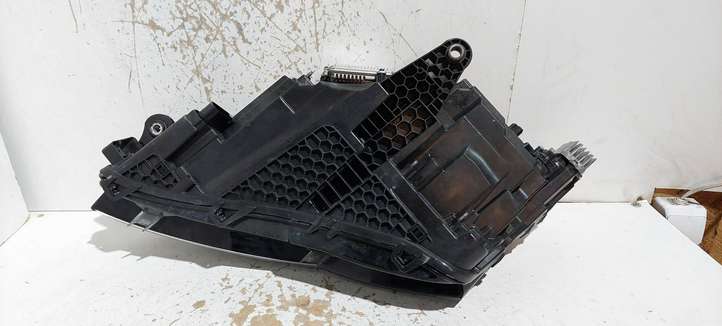 Skoda Superb B8 (3V) (2015 - 2023)  3V1941016D Передняя фара