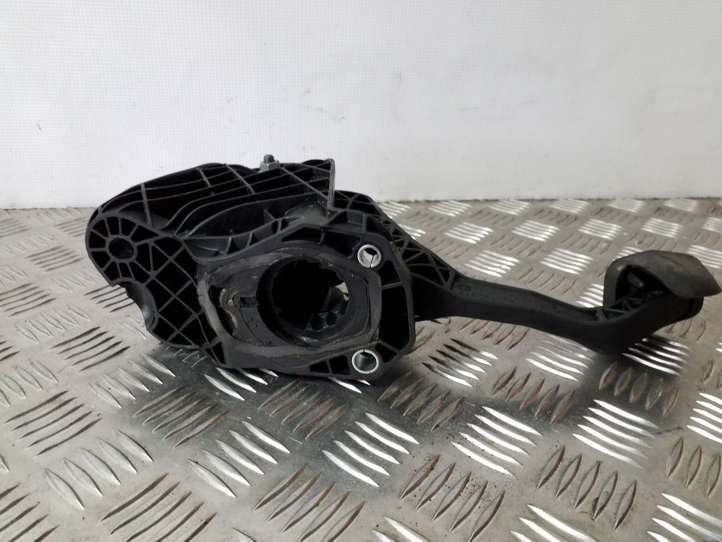 Volkswagen Touran II (2010 - 2016)  1T2721059CD Педаль сцепления