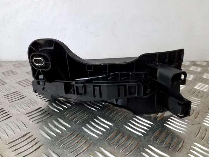 Volkswagen Touran II (2010 - 2016)  65104100 Педаль акселератора