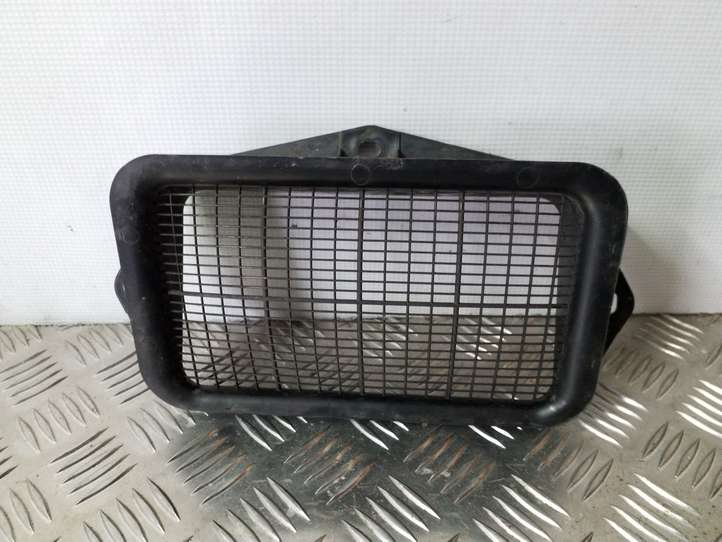 Volkswagen Touran II (2010 - 2016)  1K0815479B Деталь (детали) канала забора воздуха