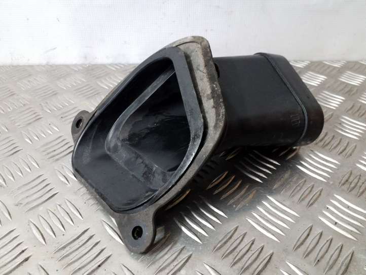 Opel Astra (2012 - 2015)  13346074 Деталь (детали) канала забора воздуха