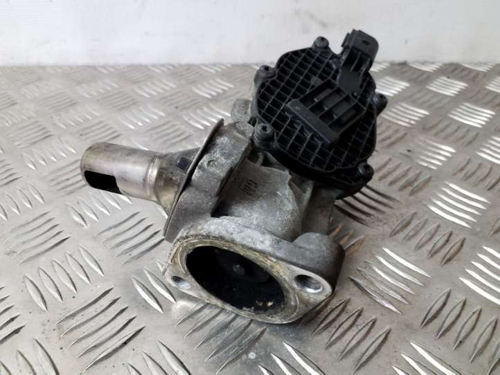 Opel Mokka (2012 - 2016)  55581958 Клапан EGR