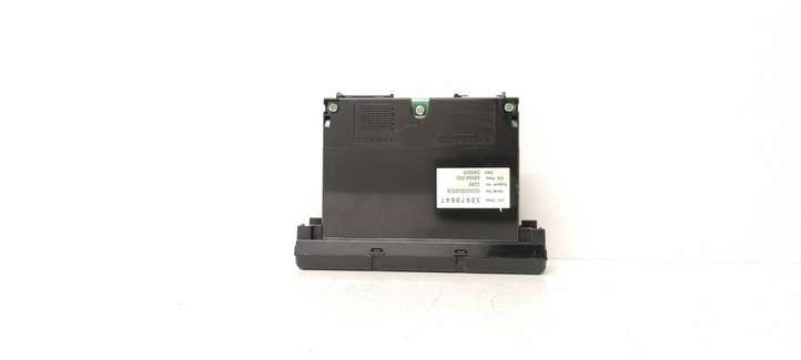Volvo V50 (2004 - 2008)  30679647 Экран/ дисплей / маленький экран