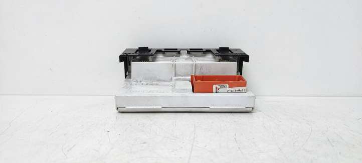 Renault Megane II (2002 - 2005)  8200107039 Экран/ дисплей / маленький экран