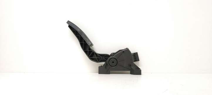Saab 9-3 Ver2 (2003 - 2007)  9186724 Педаль акселератора