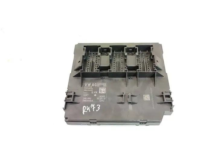 Volkswagen Caddy (2010 - 2015)  5K0937085R Mодуль kомфортa