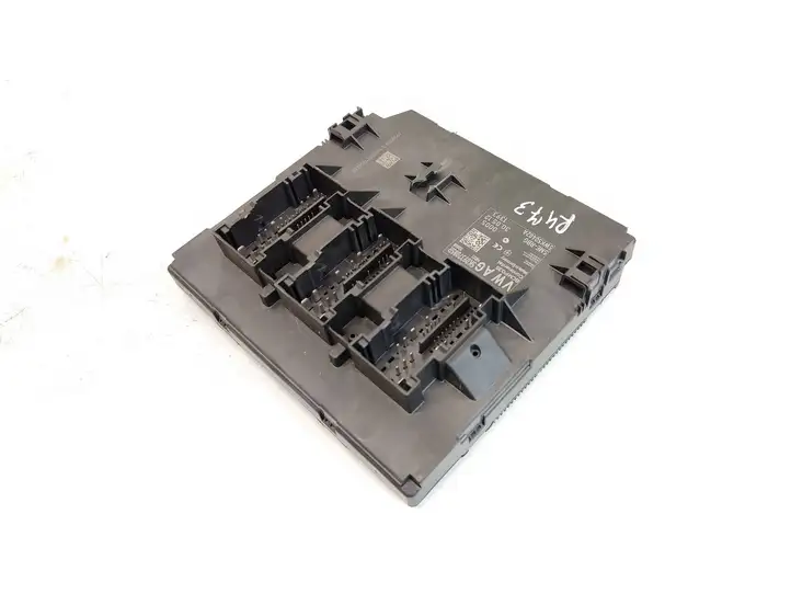 Volkswagen Caddy (2010 - 2015)  5K0937085R Mодуль kомфортa