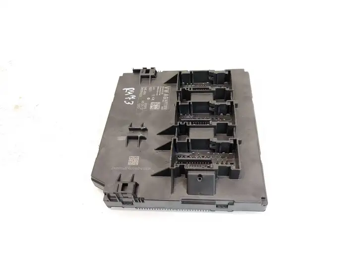 Volkswagen Caddy (2010 - 2015)  5K0937085R Mодуль kомфортa