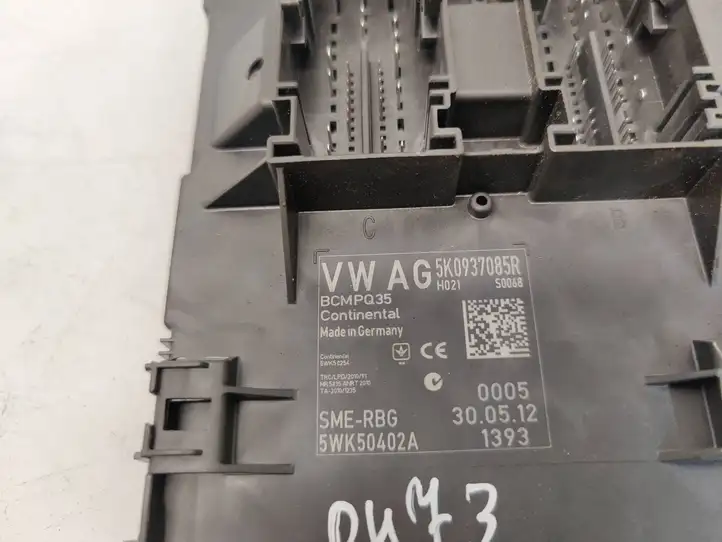 Volkswagen Caddy (2010 - 2015)  5K0937085R Mодуль kомфортa