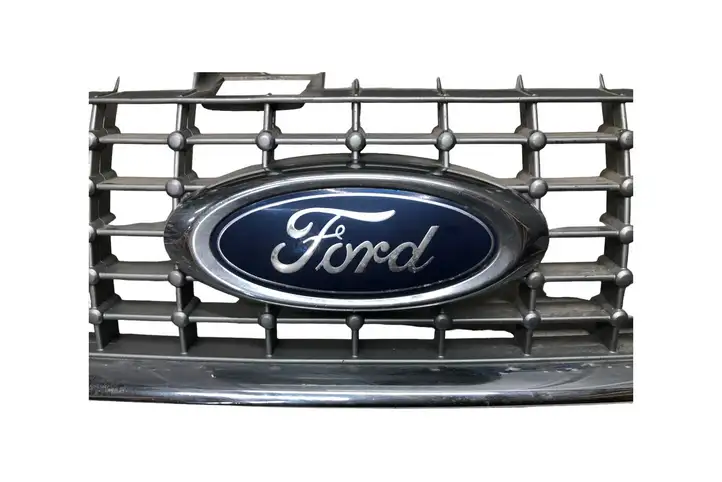 Ford Mondeo MK IV (2007 - 2014) 7S718200A Передняя решетка — фото 2