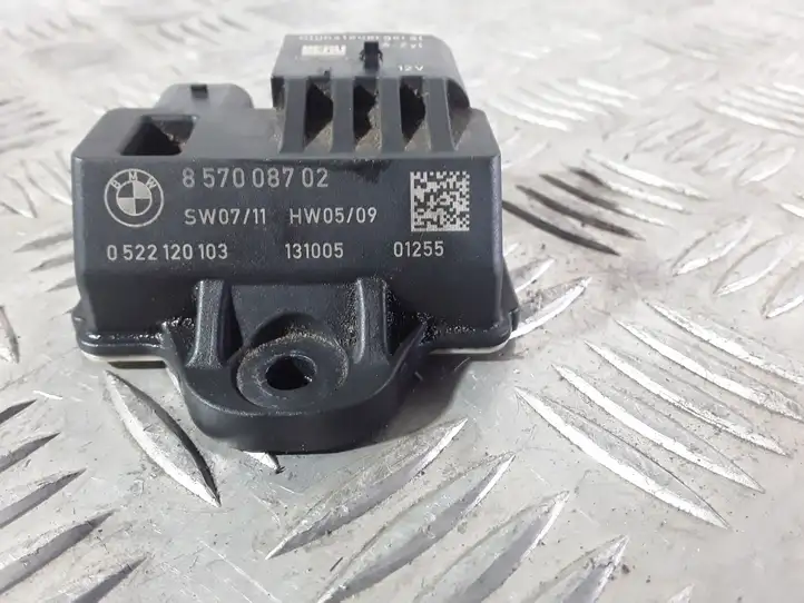 BMW X1 E84 (2009 - 2015)  857008702 Реле подогрева свеч