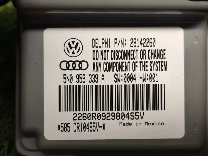 Volkswagen Tiguan (2007 - 2011) 5N0959339A Блок управления сиденьем — фото 4