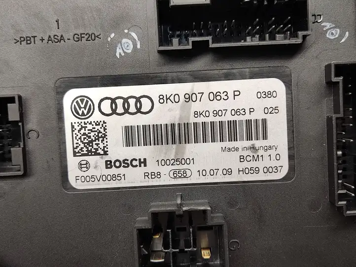 Audi A4 S4 B8 8K (2007 - 2011) 8K0907063P Модуль комфорта — фото 2