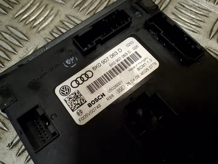 Audi Q5 SQ5 (2008 - 2012) 8K0907063D Модуль комфорта — фото 2
