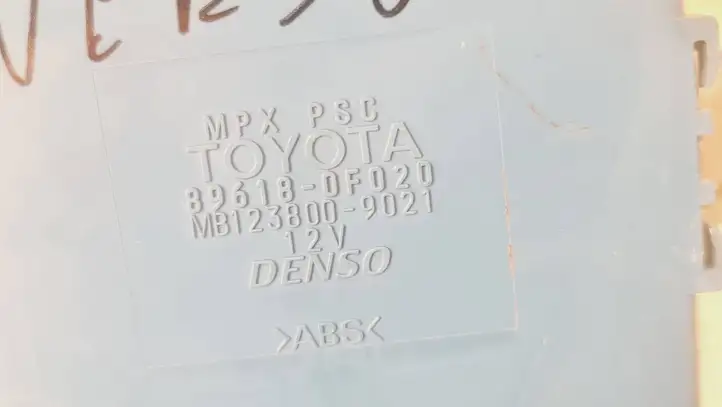 Toyota Corolla Verso AR10 (2004 - 2009) 896180F020 Прочие блоки управления — фото 3