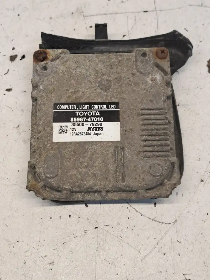 Toyota Prius (XW30) (2009 - 2015) 3550079290 Блок розжига ксенона — фото 2