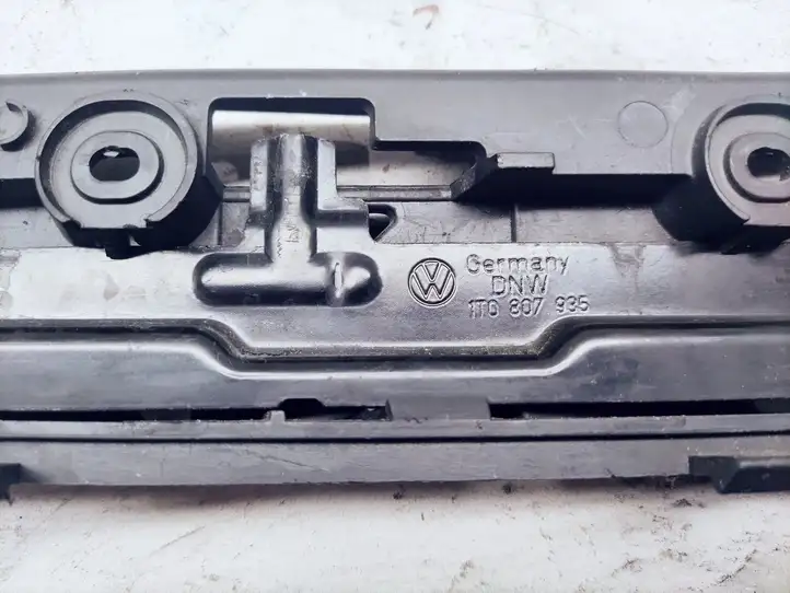 Volkswagen Touran I (2003 - 2010) 1T0807935 Кронштейн переднего бампера — фото 3