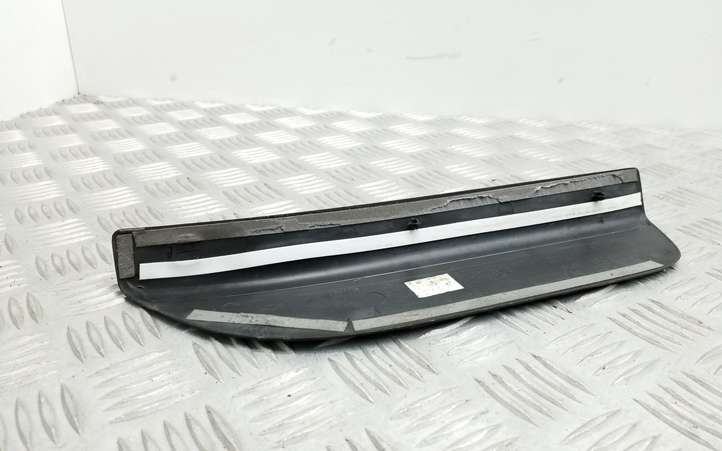 Audi Q5 (2008 - 2012)  8R0853375C Отделка заднего порога (внутренняя)