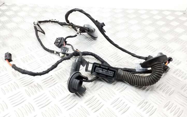 Audi Q5 (2008 - 2012)  8R0971688B Проводка задних дверей