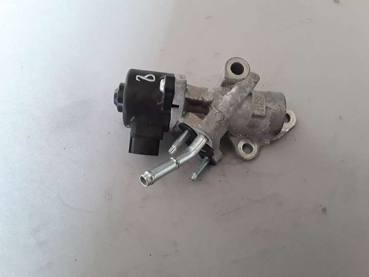 Toyota Yaris (2014 - 2019)  2562047020 Клапан EGR