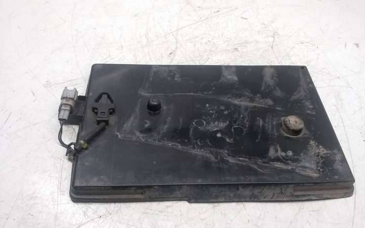 Subaru Outback (2009 - 2014)  82122AJ001 Крышка ящика аккумулятора