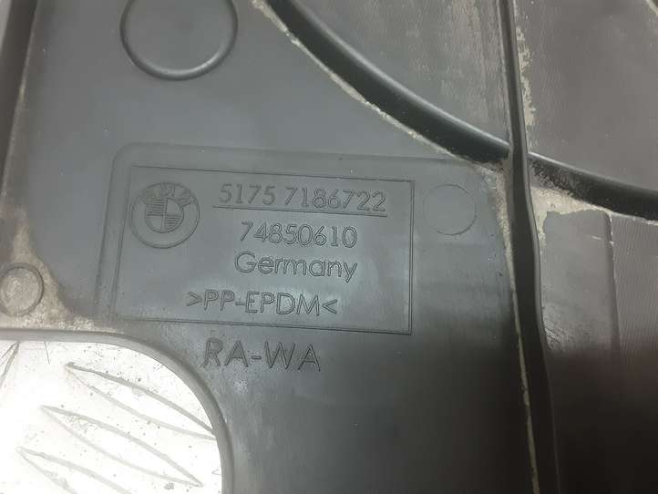 BMW 5 F10 F11 (2009 - 2016)  7186722 Защита дна задней ходовой части