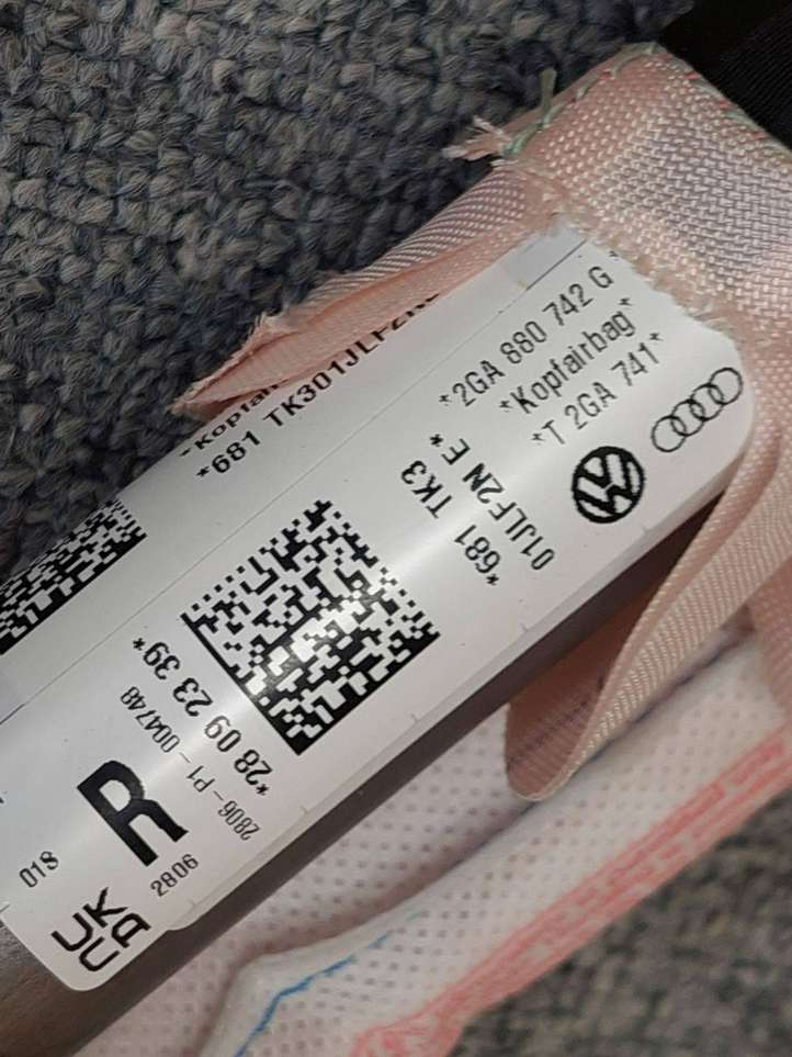 Volkswagen T-Roc (2017 - )  2GA880742G Звукоизоляция крыши