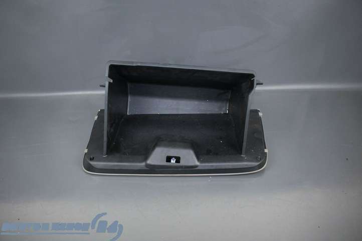 Honda Insight (2009 - 2011)  77500TM8A021 Крышка ящика для вещей (бардачка)