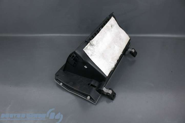 Honda Insight (2009 - 2011)  77500TM8A021 Крышка ящика для вещей (бардачка)