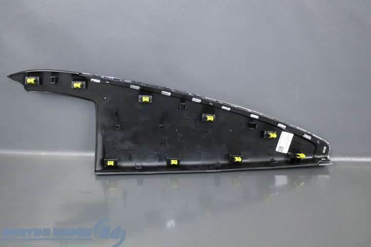 Renault ZOE (2012 - )  682118143R Другая деталь панели