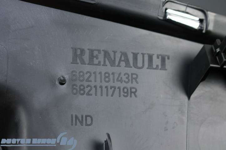 Renault ZOE (2012 - )  682118143R Другая деталь панели