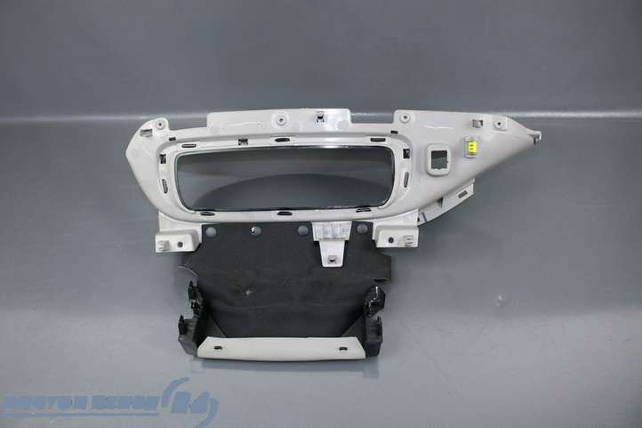 Renault ZOE (2012 - )  681401452R Другая деталь панели