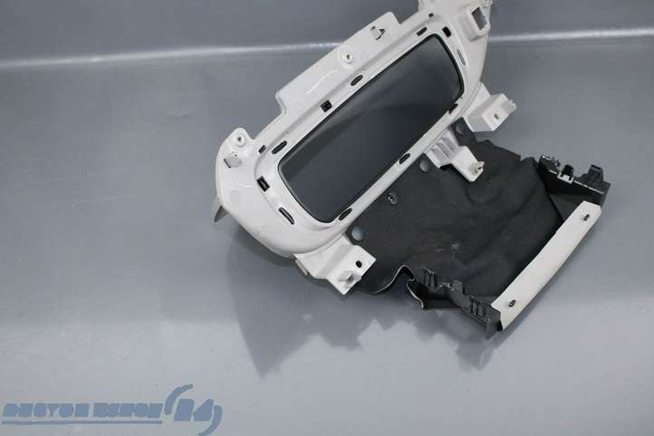 Renault ZOE (2012 - )  681401452R Другая деталь панели