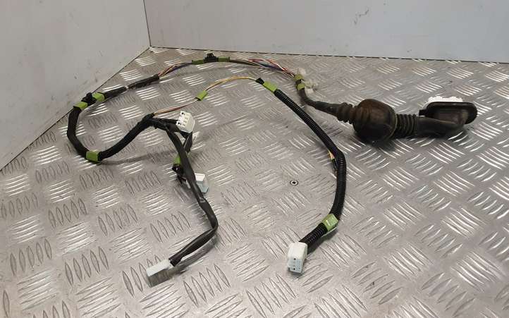 Toyota RAV 4 (XA30) (2006 - 2016)  8215342161 Проводка задних дверей
