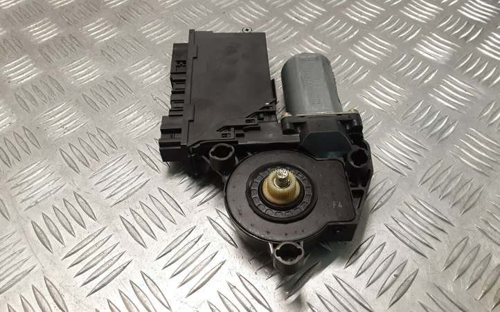 Volkswagen Touareg I (2002 - 2010)  7L0959794 Механизм подъема окон задней двери