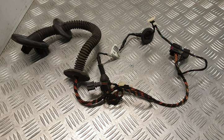 Volkswagen Touareg I (2002 - 2010)  7L6971694 Проводка задних дверей