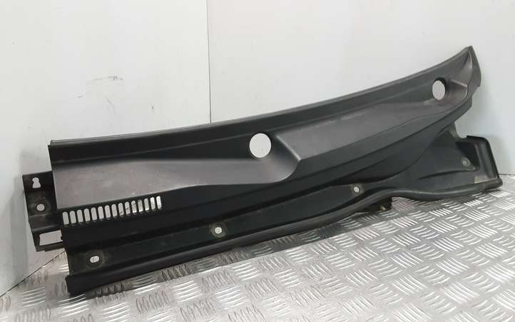 Toyota Corolla Verso E121 (2004 - 2007)  557820F010 Накладки стеклоочистителей (жабо)