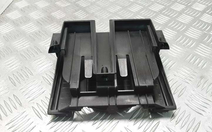 BMW 5 F10 F11 (2009 - 2016)  12908507703 Другая деталь отсека двигателя