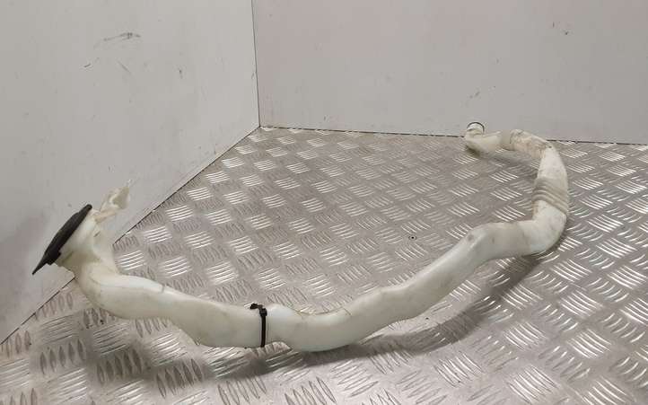 BMW 5 F10 F11 (2009 - 2016)  13264011 Заливная горловина бака жидкости