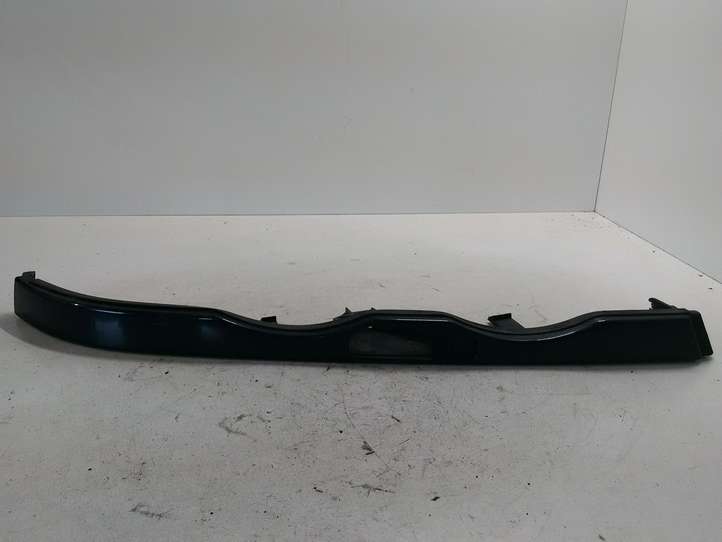 BMW 3 E46 (1998 - 2005)  8227644 Отделка передней фары