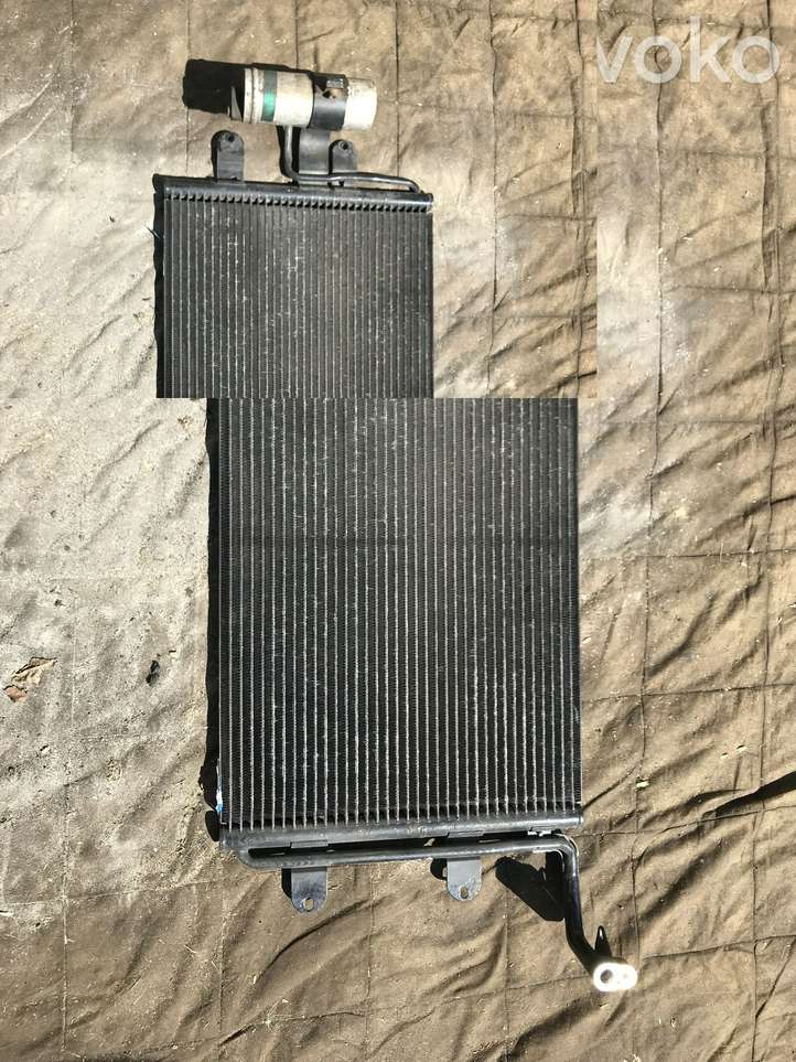 Volkswagen Golf IV (1998 - 2005)  1J0820411D Радиатор охлаждения кондиционера воздуха