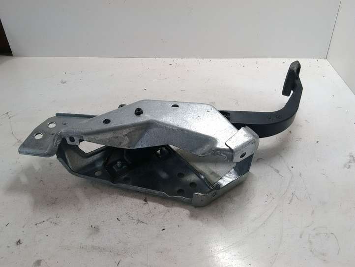 Opel Zafira (2006 - 2008)  13192503 Педаль сцепления