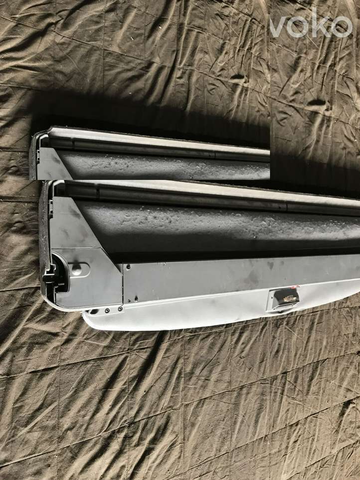 Renault Laguna (2001 - 2005)  8200316660 Шторка