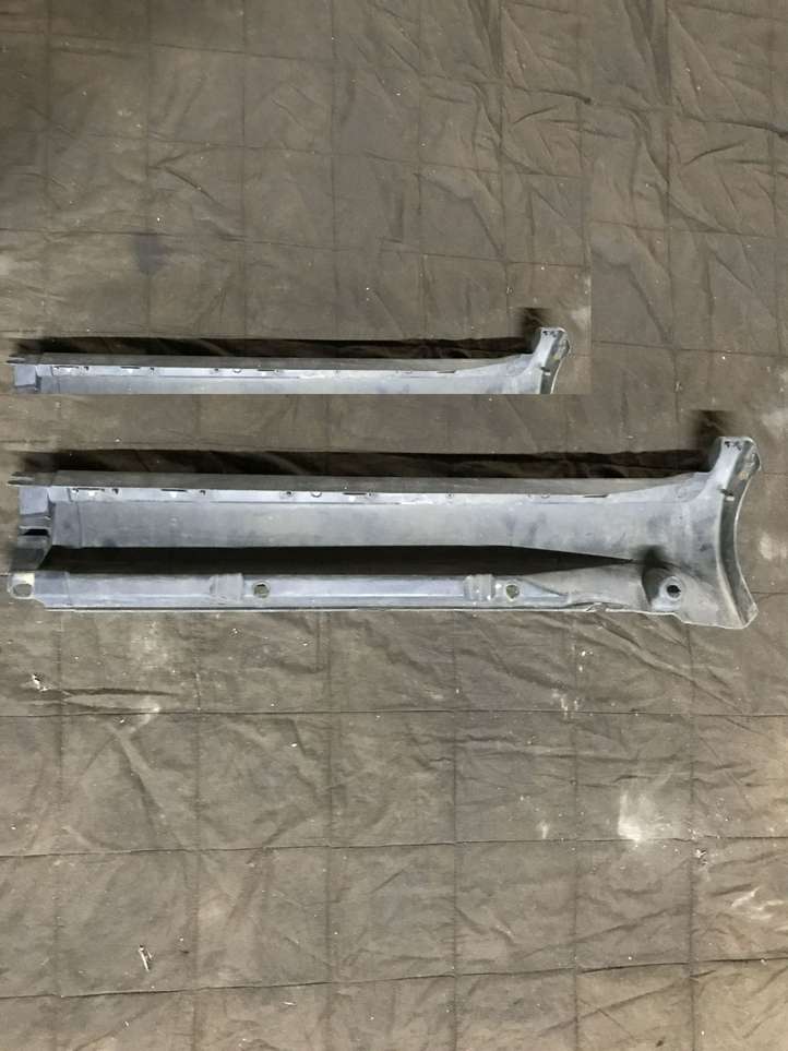 Volvo V70 (2000 - 2004)  30698367 Порог