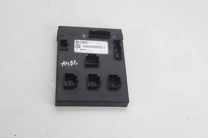 Audi A4 S4 B8 8K (2007 - 2011) 8K0907063K Модуль комфорта — фото 1