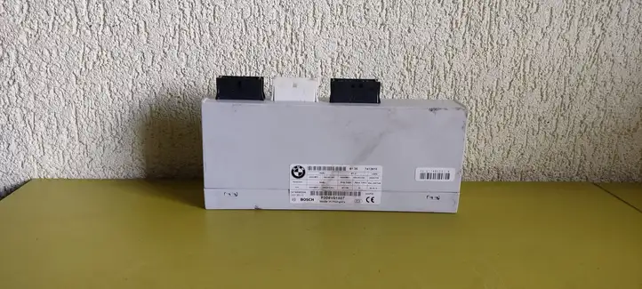 BMW 2 F46 (2015 - ) 7412610 Блок управления крышкой багажника — фото 3